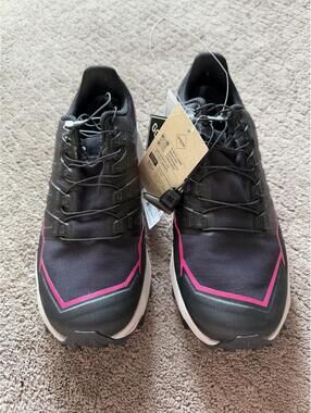 Salomon Women’s Thunder Cross GTX Outdoor Shoes Black/Pink Size 9